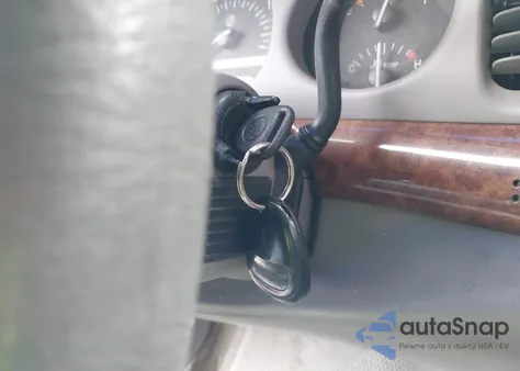 2001 Buick Lesabre Limited z USA, uszkodzony, nr VIN 1G4HR54K01U300158